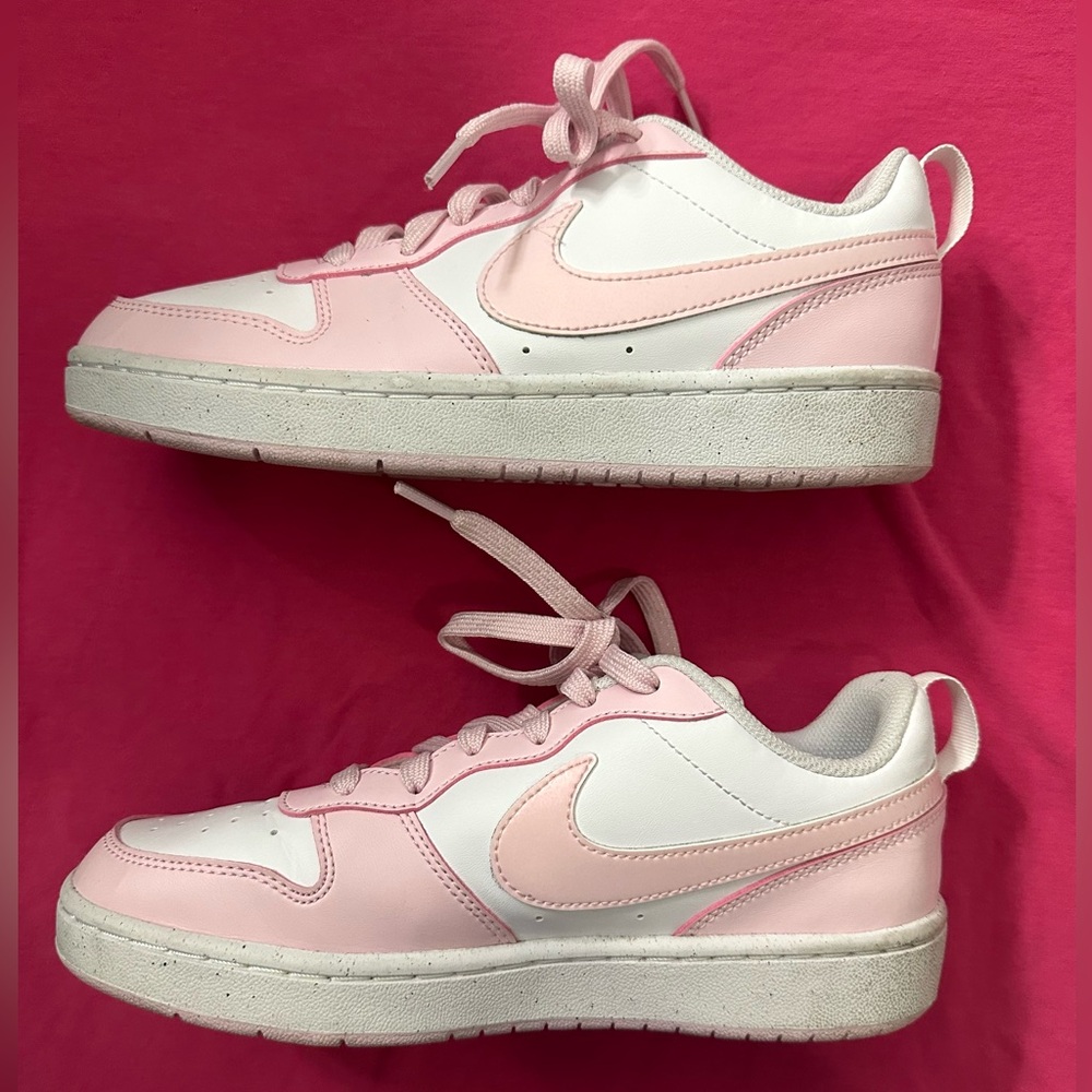 Nike Court Borough Low Recraft Girls size 6Y